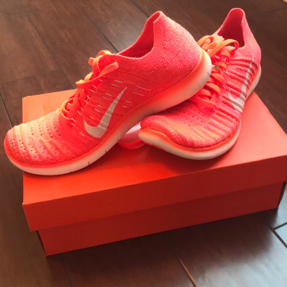 Nike Free RN FlyKnit size 6 in Hyper Orange